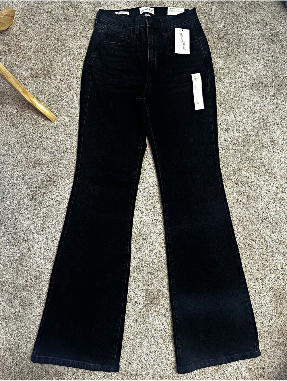 Universal Thread Women’s High-Rise Flare Comfort Stretch Black Jeans Size 2